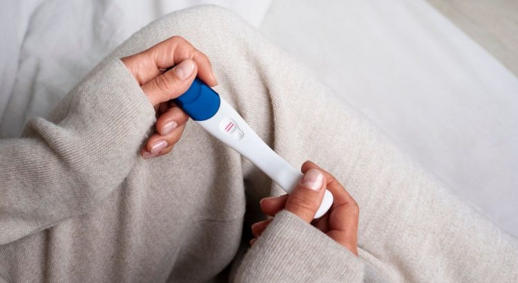 Efek Pernikahan Dini terhadap Kesehatan Ibu dan Bayi