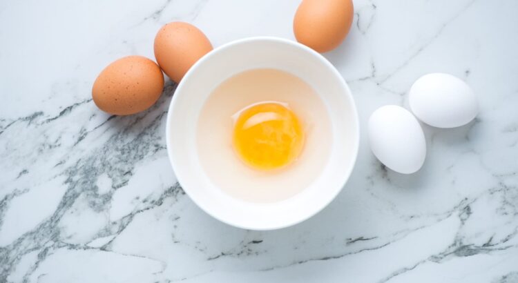 Bahaya Telur Mentah bagi Bayi, Waspadai Salmonella